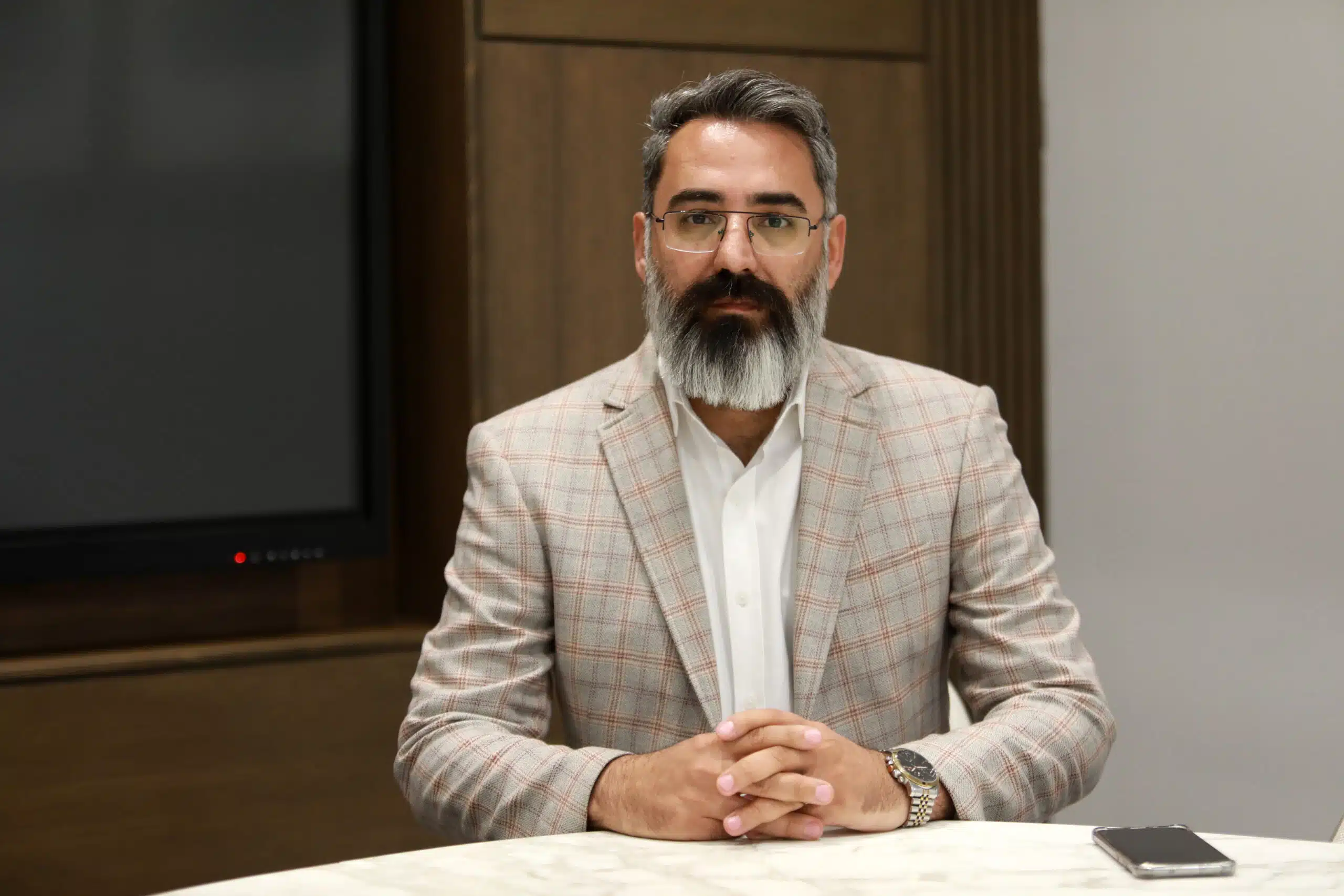 آقای نامیان